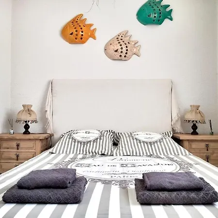 De Charme Avec Piscine Privee Face A La 德尼亚