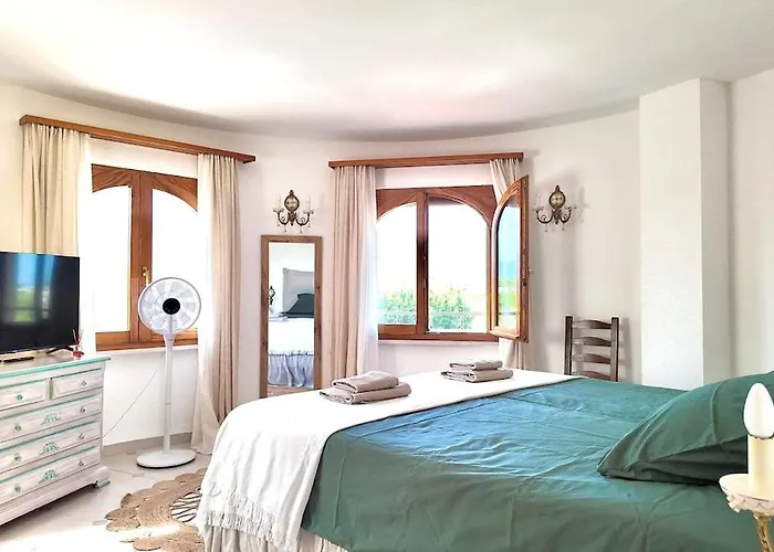 De Charme Avec Piscine Privee Face A La