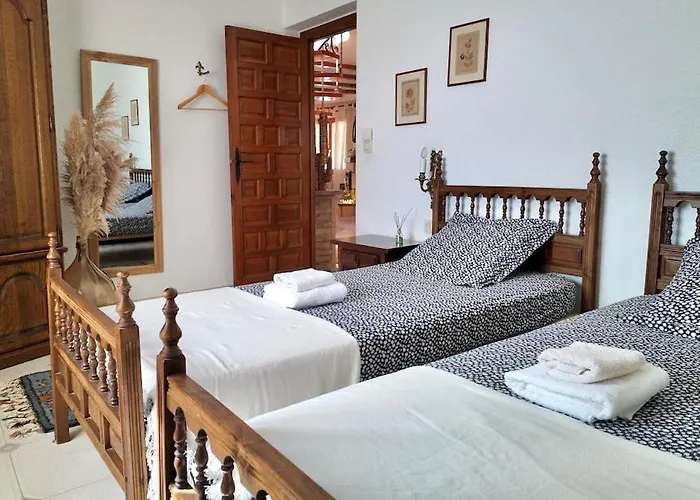 De Charme Avec Piscine Privee Face A La *