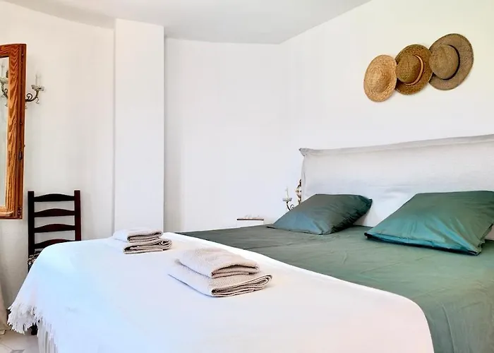 De Charme Avec Piscine Privee Face A La